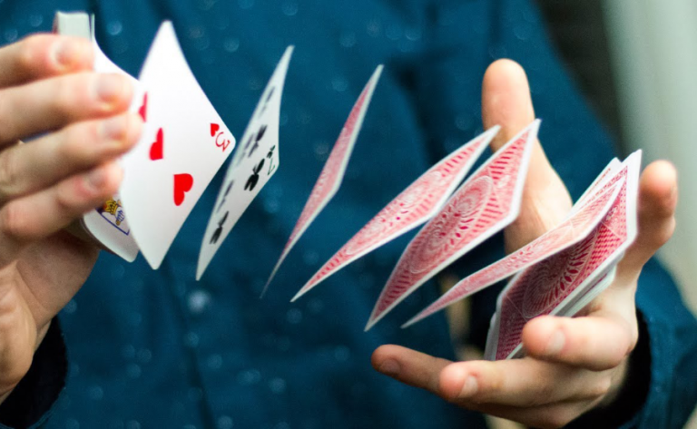 Cách để bạn có thể xây dựng được chiến thuật chơi Poker hợp lý